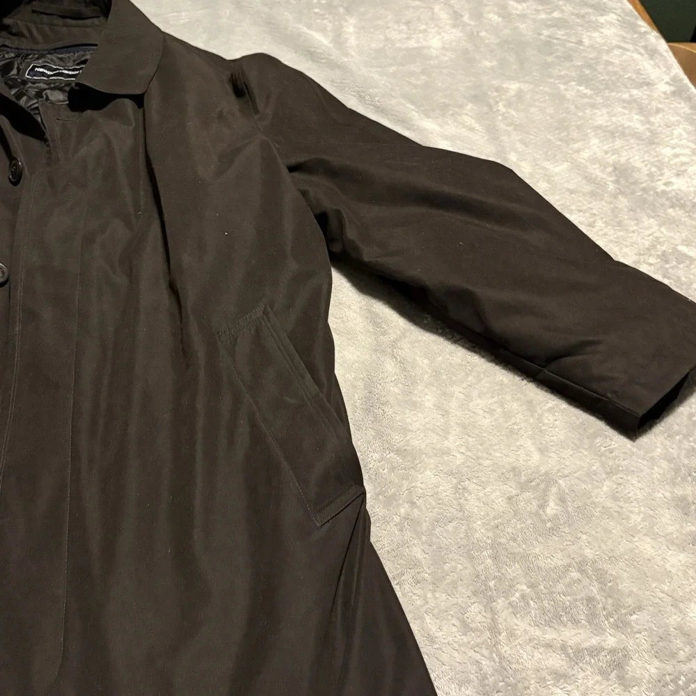 Newport Harbor Mens Trench Coat 44R Black All Weather Lining Long